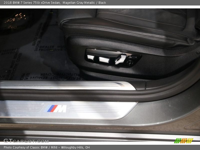 Magellan Gray Metallic / Black 2018 BMW 7 Series 750i xDrive Sedan