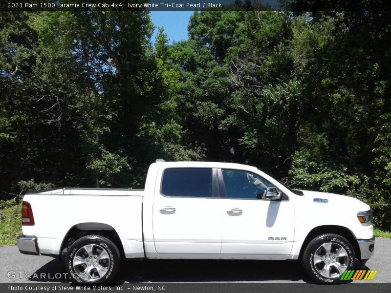 Ivory White Tri-Coat Pearl / Black 2021 Ram 1500 Laramie Crew Cab 4x4