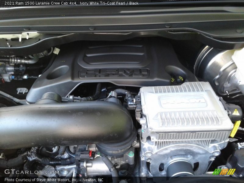 Ivory White Tri-Coat Pearl / Black 2021 Ram 1500 Laramie Crew Cab 4x4