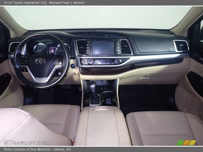 Blizzard Pearl / Almond 2016 Toyota Highlander XLE