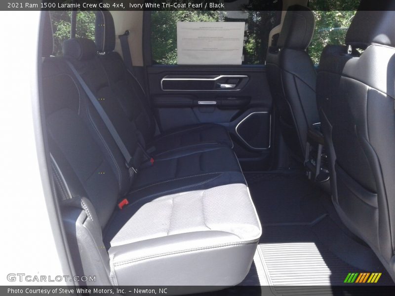 Ivory White Tri-Coat Pearl / Black 2021 Ram 1500 Laramie Crew Cab 4x4