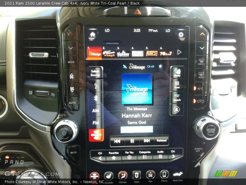 Ivory White Tri-Coat Pearl / Black 2021 Ram 1500 Laramie Crew Cab 4x4