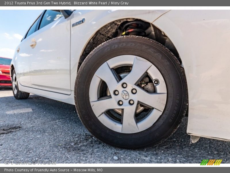 Blizzard White Pearl / Misty Gray 2012 Toyota Prius 3rd Gen Two Hybrid