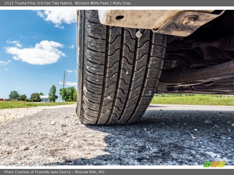 Blizzard White Pearl / Misty Gray 2012 Toyota Prius 3rd Gen Two Hybrid