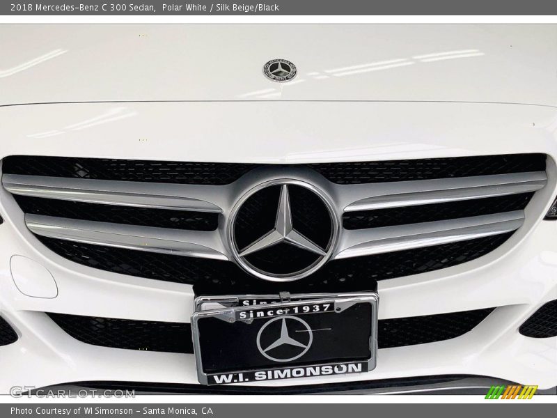 Polar White / Silk Beige/Black 2018 Mercedes-Benz C 300 Sedan
