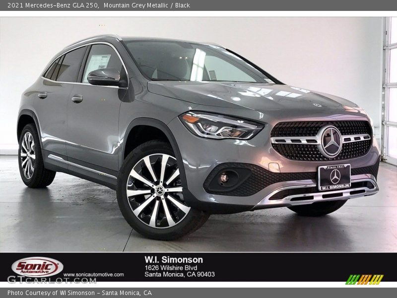 Mountain Grey Metallic / Black 2021 Mercedes-Benz GLA 250