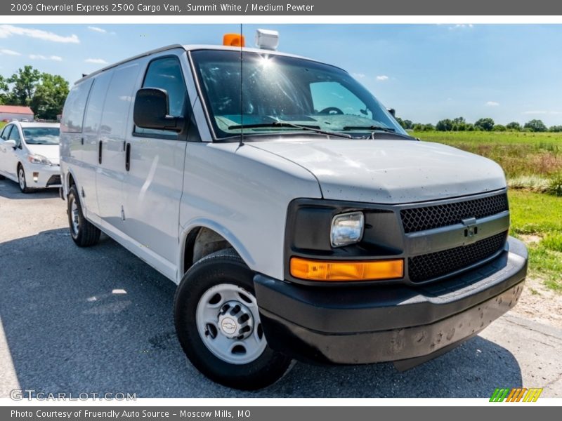 Summit White / Medium Pewter 2009 Chevrolet Express 2500 Cargo Van