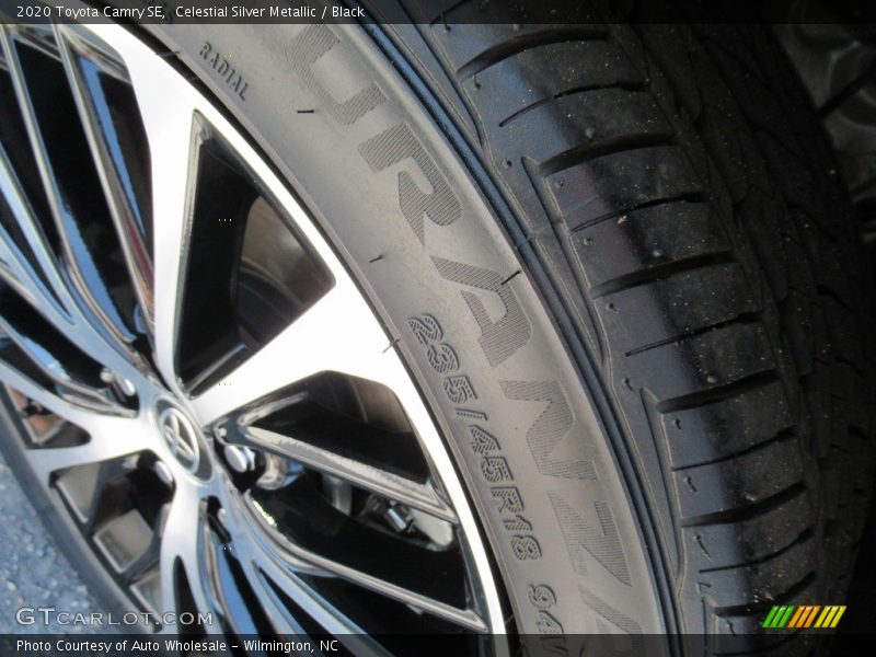 Celestial Silver Metallic / Black 2020 Toyota Camry SE