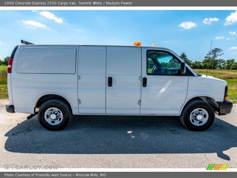 Summit White / Medium Pewter 2009 Chevrolet Express 2500 Cargo Van