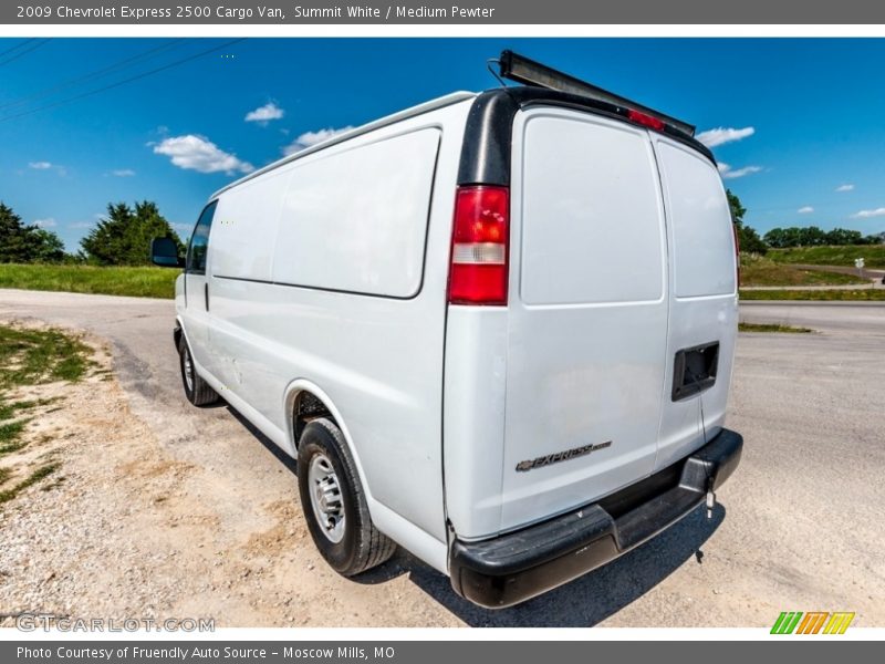 Summit White / Medium Pewter 2009 Chevrolet Express 2500 Cargo Van