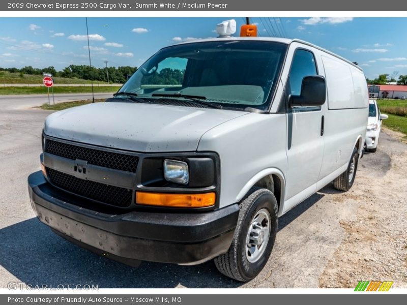 Summit White / Medium Pewter 2009 Chevrolet Express 2500 Cargo Van