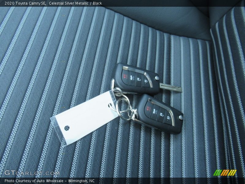 Celestial Silver Metallic / Black 2020 Toyota Camry SE