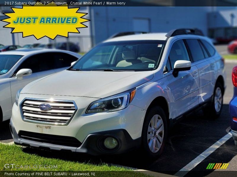 Crystal White Pearl / Warm Ivory 2017 Subaru Outback 2.5i Premium