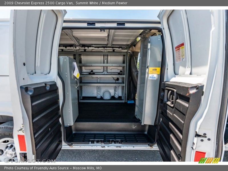 Summit White / Medium Pewter 2009 Chevrolet Express 2500 Cargo Van