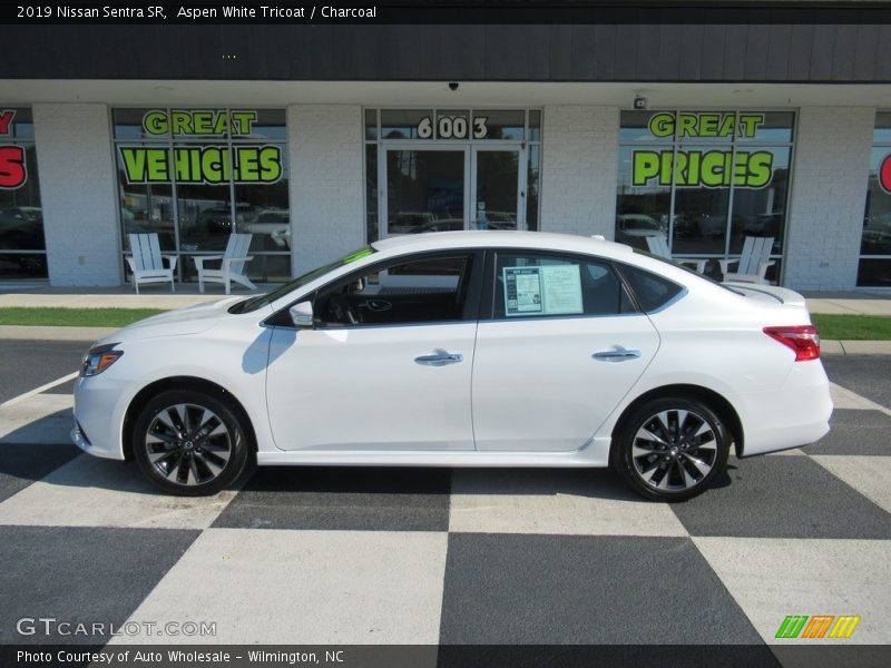 Aspen White Tricoat / Charcoal 2019 Nissan Sentra SR