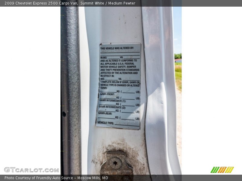 Summit White / Medium Pewter 2009 Chevrolet Express 2500 Cargo Van
