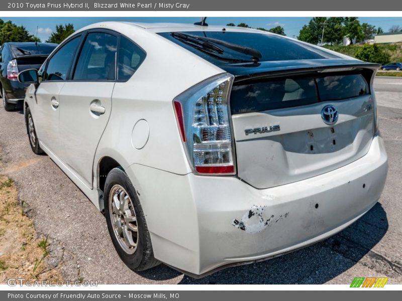 Blizzard White Pearl / Misty Gray 2010 Toyota Prius Hybrid II