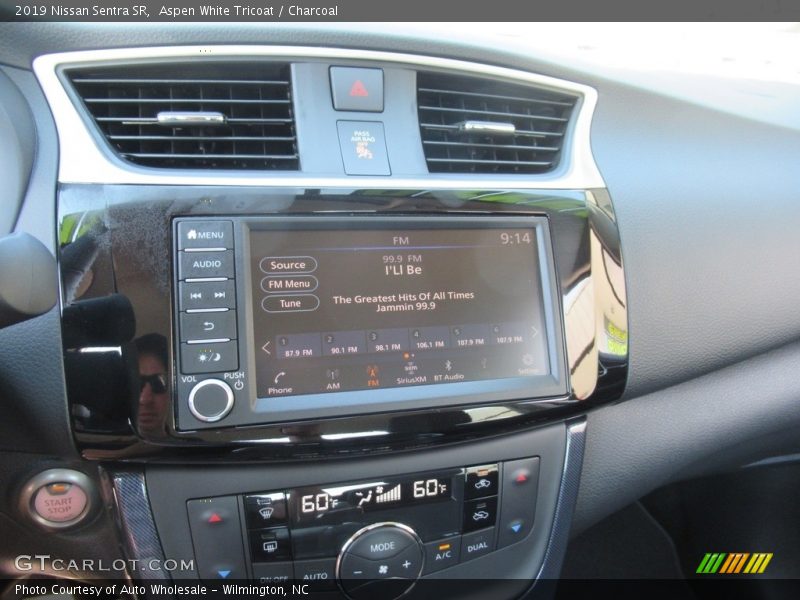 Aspen White Tricoat / Charcoal 2019 Nissan Sentra SR