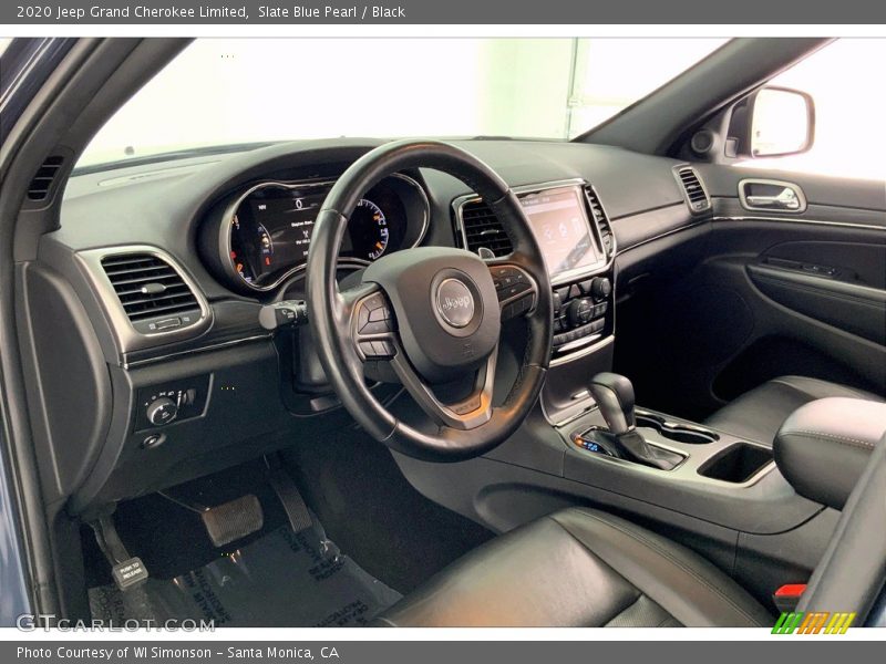 Front Seat of 2020 Grand Cherokee Limited