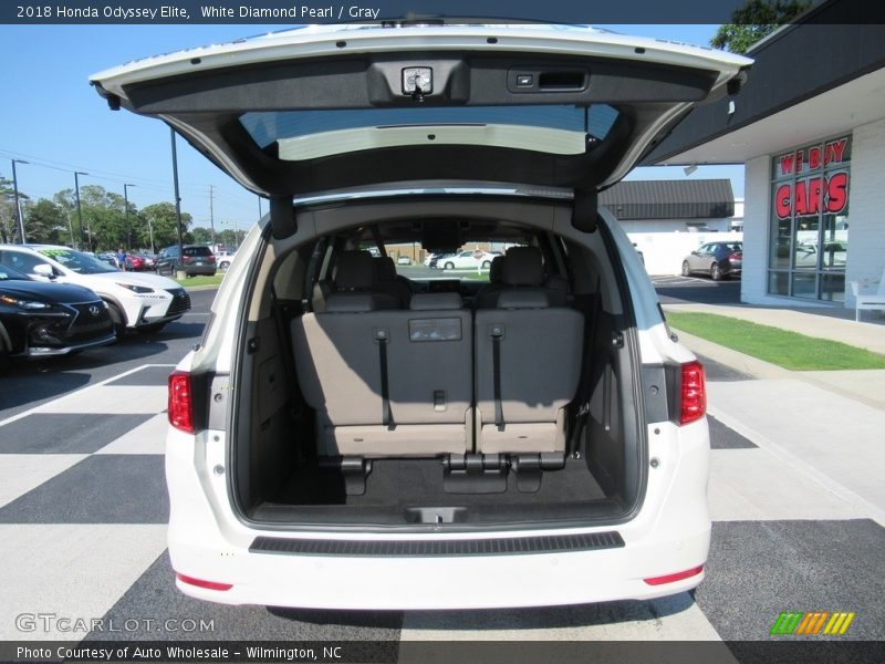 White Diamond Pearl / Gray 2018 Honda Odyssey Elite