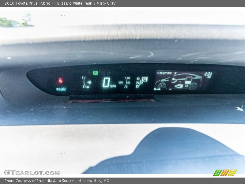 Blizzard White Pearl / Misty Gray 2010 Toyota Prius Hybrid II