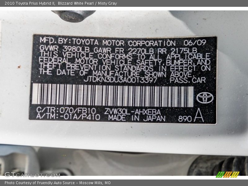 Blizzard White Pearl / Misty Gray 2010 Toyota Prius Hybrid II