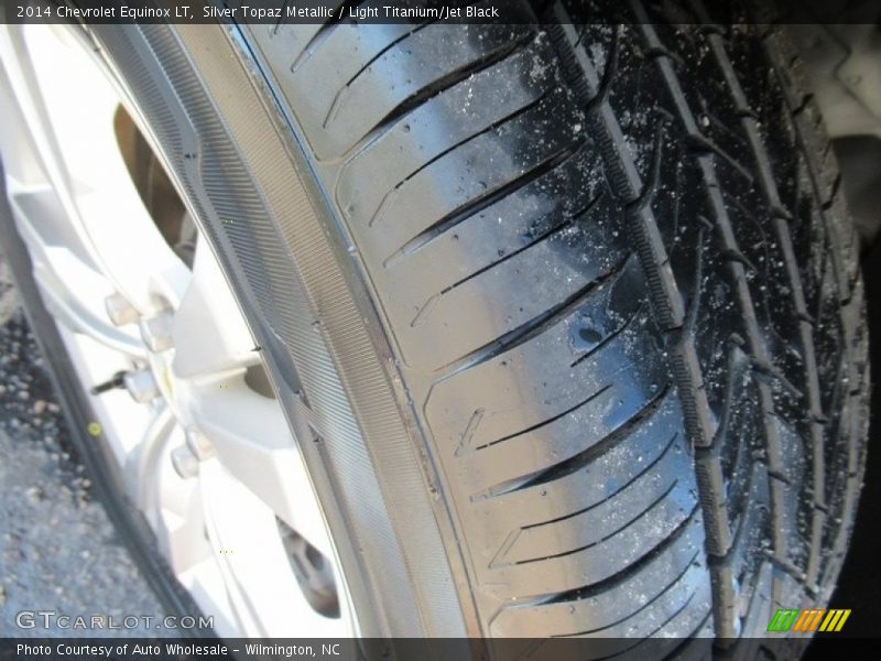 Silver Topaz Metallic / Light Titanium/Jet Black 2014 Chevrolet Equinox LT