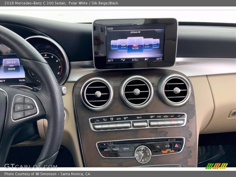 Polar White / Silk Beige/Black 2018 Mercedes-Benz C 300 Sedan