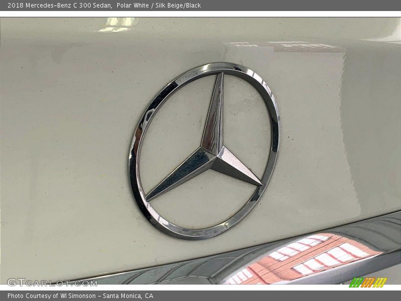 Polar White / Silk Beige/Black 2018 Mercedes-Benz C 300 Sedan