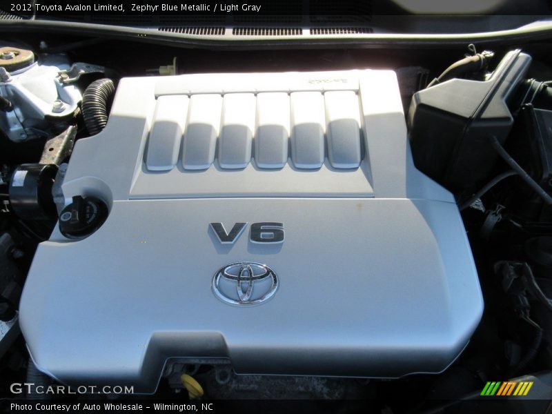 Zephyr Blue Metallic / Light Gray 2012 Toyota Avalon Limited