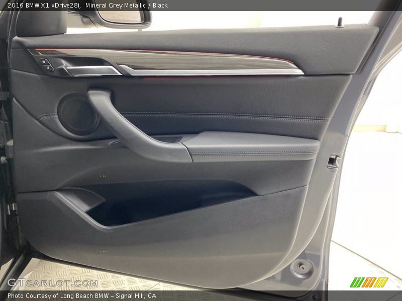 Mineral Grey Metallic / Black 2016 BMW X1 xDrive28i