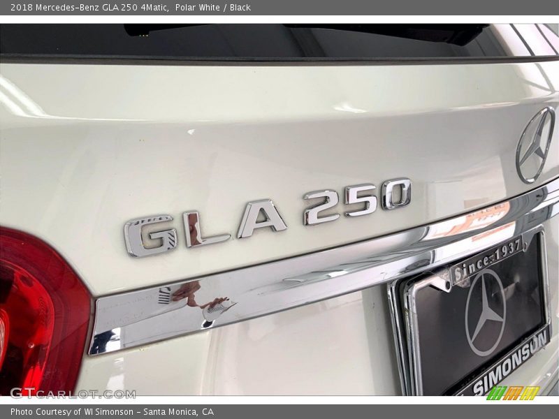 Polar White / Black 2018 Mercedes-Benz GLA 250 4Matic