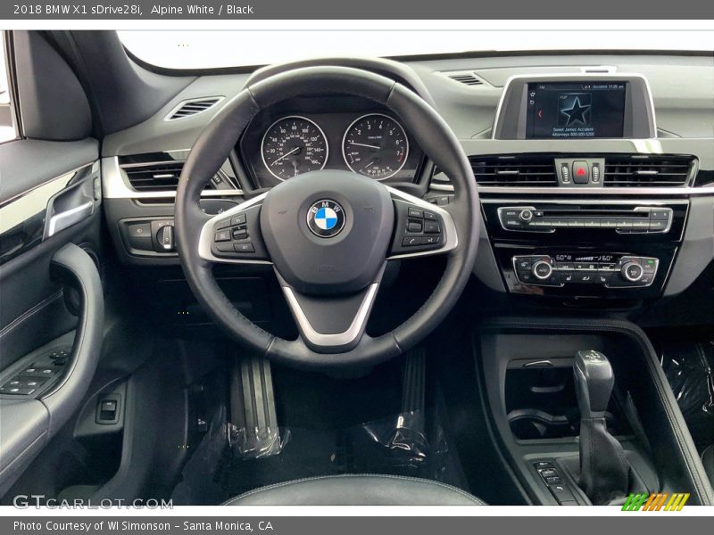 Alpine White / Black 2018 BMW X1 sDrive28i