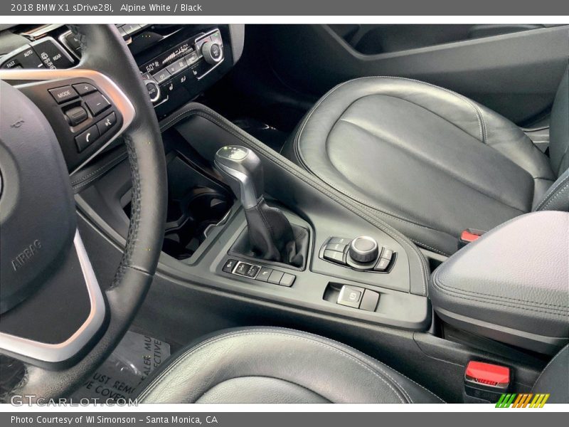 Alpine White / Black 2018 BMW X1 sDrive28i