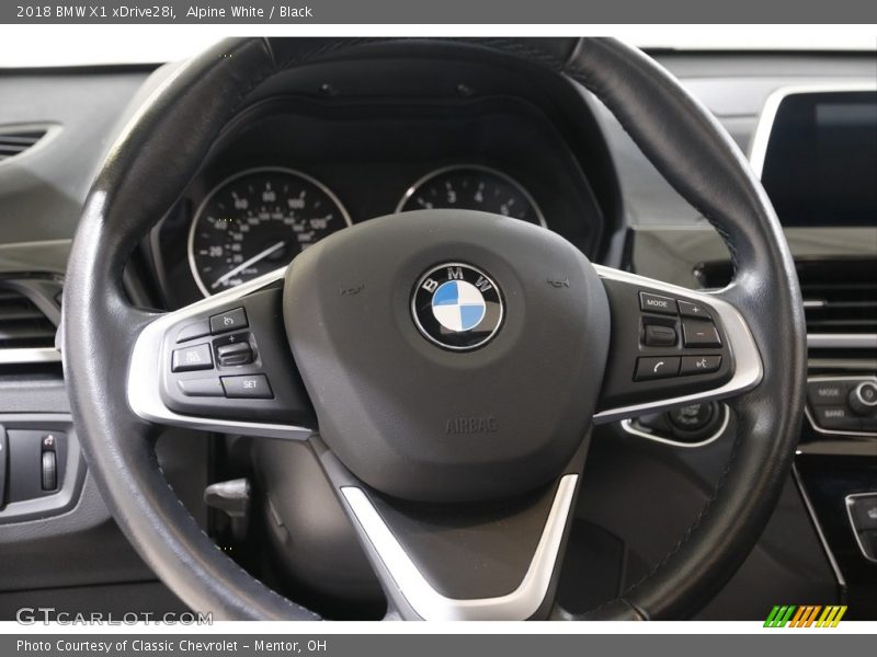 Alpine White / Black 2018 BMW X1 xDrive28i