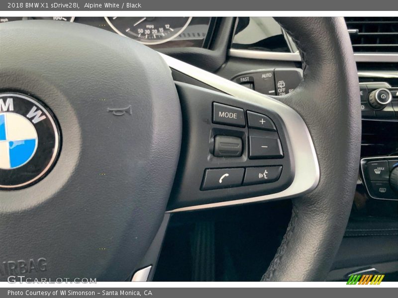Alpine White / Black 2018 BMW X1 sDrive28i