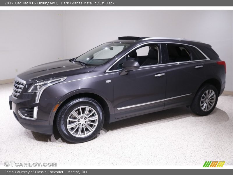 Dark Granite Metallic / Jet Black 2017 Cadillac XT5 Luxury AWD
