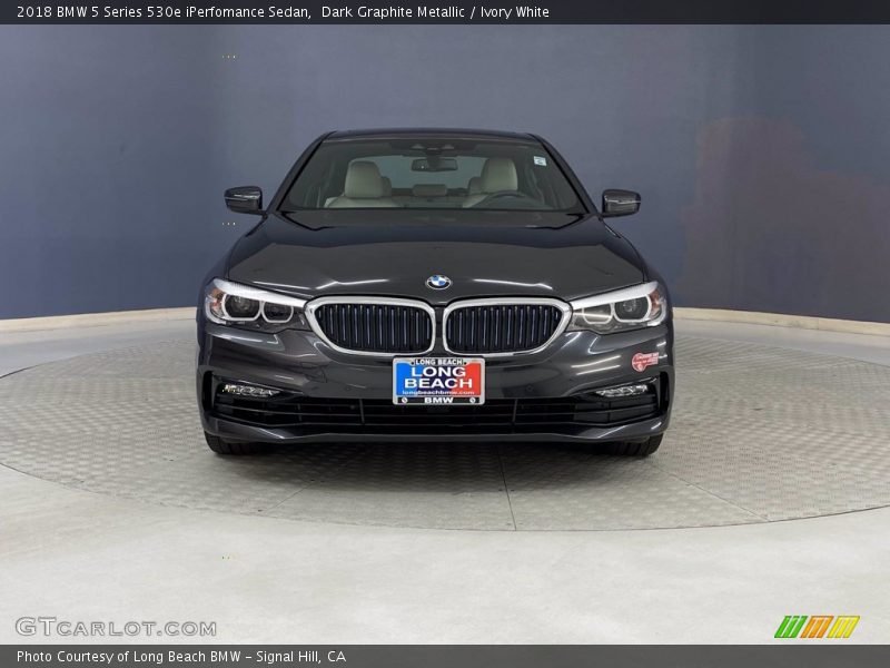 Dark Graphite Metallic / Ivory White 2018 BMW 5 Series 530e iPerfomance Sedan