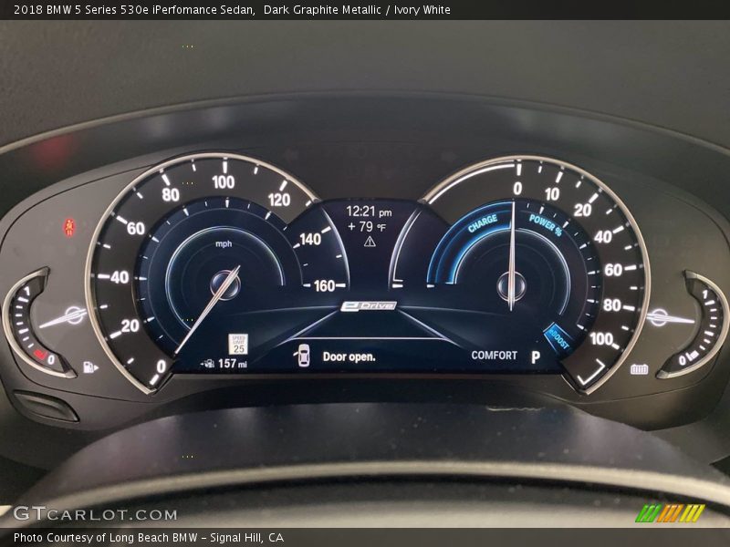 Dark Graphite Metallic / Ivory White 2018 BMW 5 Series 530e iPerfomance Sedan