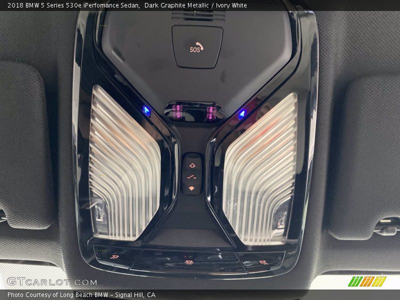 Dark Graphite Metallic / Ivory White 2018 BMW 5 Series 530e iPerfomance Sedan