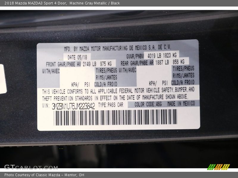 Machine Gray Metallic / Black 2018 Mazda MAZDA3 Sport 4 Door