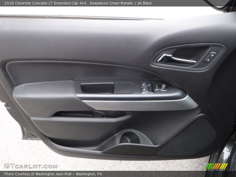 Deepwood Green Metallic / Jet Black 2018 Chevrolet Colorado LT Extended Cab 4x4