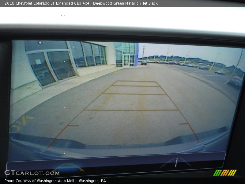 Deepwood Green Metallic / Jet Black 2018 Chevrolet Colorado LT Extended Cab 4x4