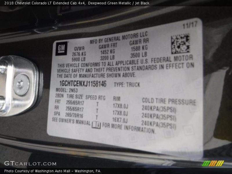 Deepwood Green Metallic / Jet Black 2018 Chevrolet Colorado LT Extended Cab 4x4