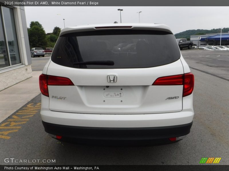 White Diamond Pearl / Beige 2016 Honda Pilot EX AWD