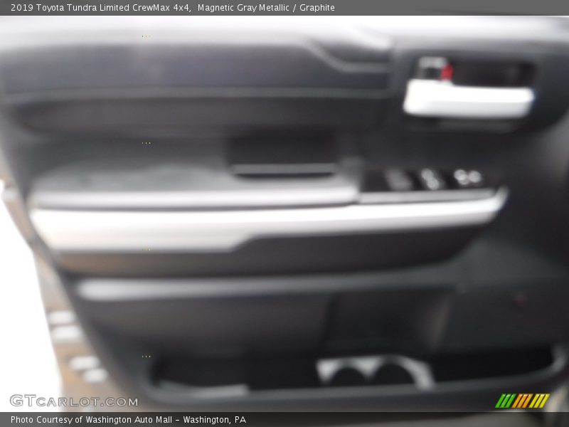 Magnetic Gray Metallic / Graphite 2019 Toyota Tundra Limited CrewMax 4x4