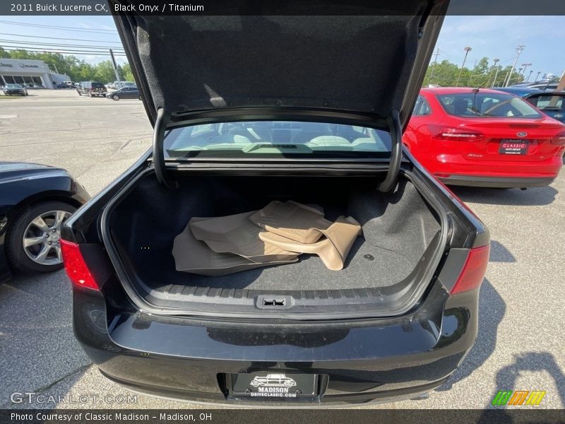 Black Onyx / Titanium 2011 Buick Lucerne CX