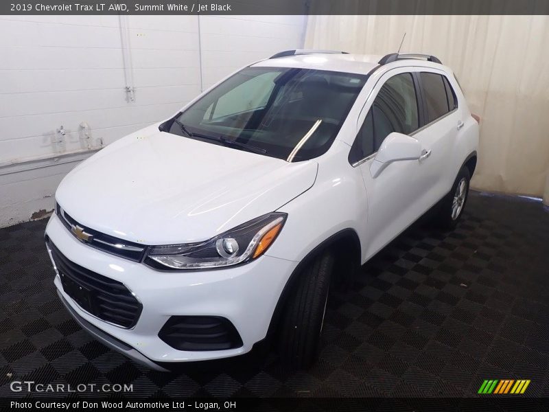 Summit White / Jet Black 2019 Chevrolet Trax LT AWD