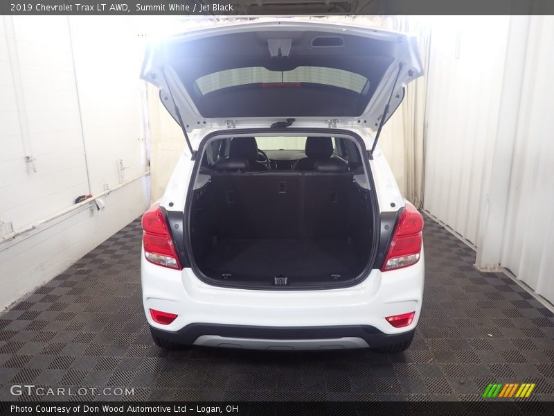 Summit White / Jet Black 2019 Chevrolet Trax LT AWD