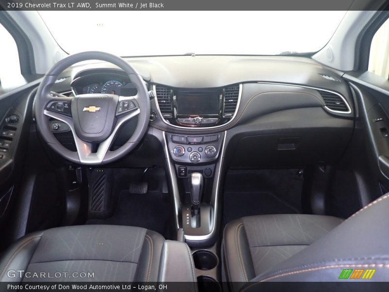 Summit White / Jet Black 2019 Chevrolet Trax LT AWD